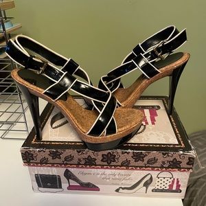 Qupid black white 6” heels